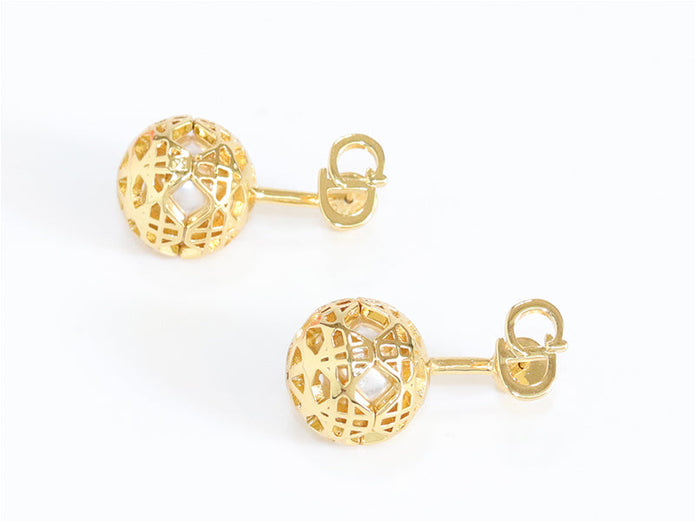 CD mesh ball drops
