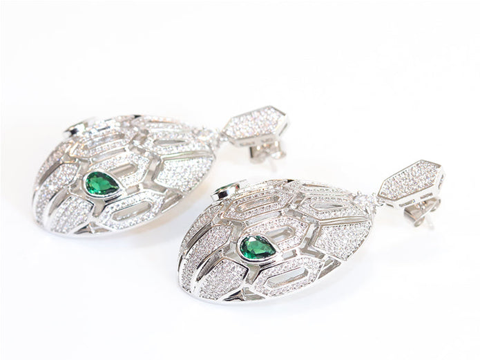 Platinum snake head drops