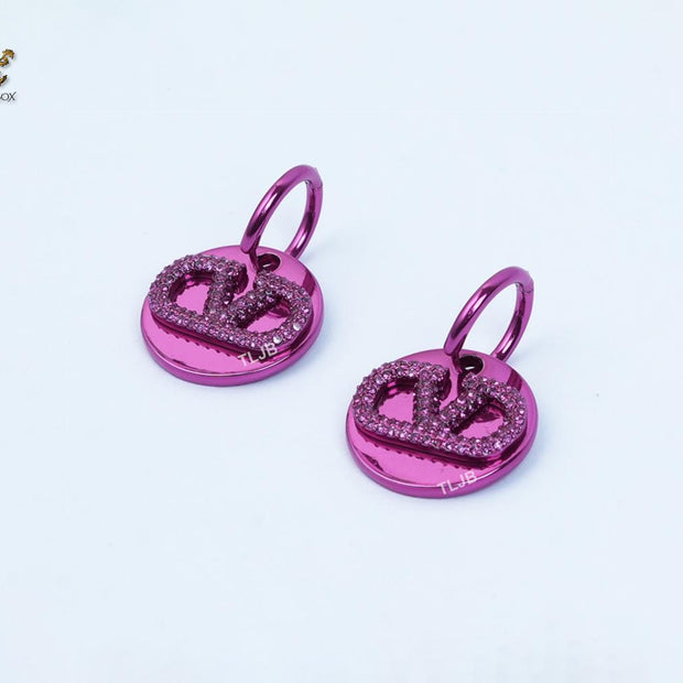 Alphabet V pink rhinestone dangles