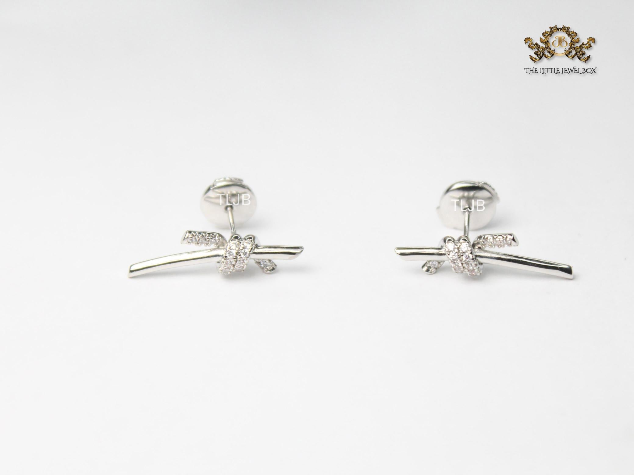 T &co knot earrings (silver)