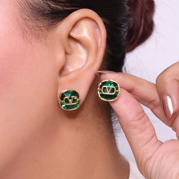 Alphabet V Green and gold studs