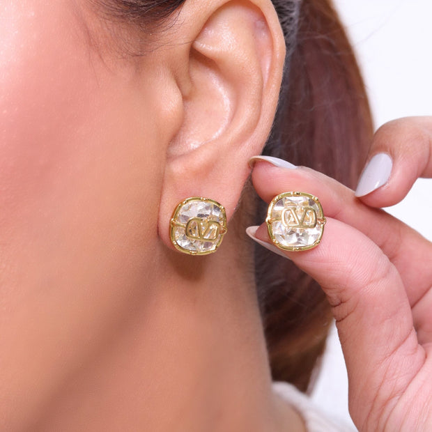 Alphabet V silver white cz studs