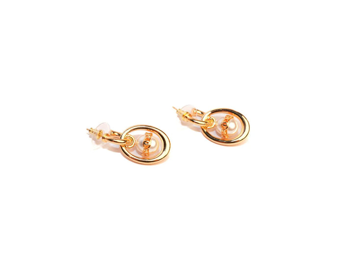 Double C Pearl studded earrings