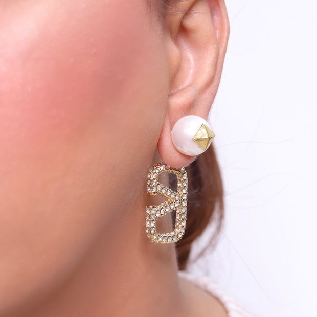 Alphabet V gold cz pearl drops