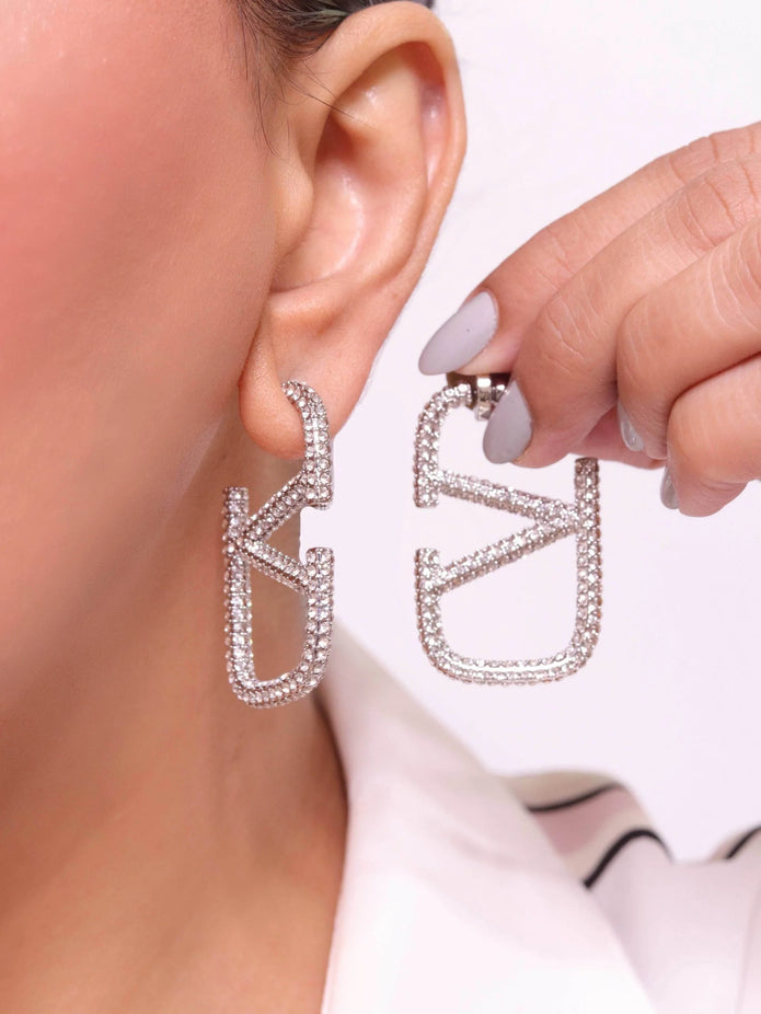 Alphabet V silver rhinestones hoops 45mm