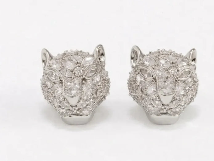 Panther head stud earrings in platinum plating and cz