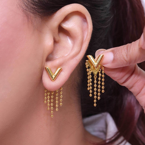 Alphabet v stud with dangles in gold finish