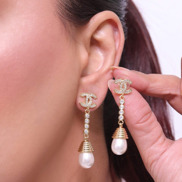 Double C long dangling earrings with pearls in gold finish