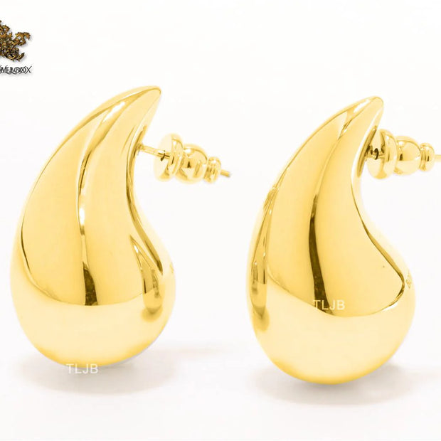 Teardrop gold studs - Medium 30mm