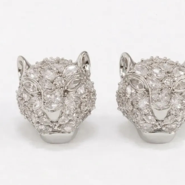 Panther head stud earrings in platinum plating and cz