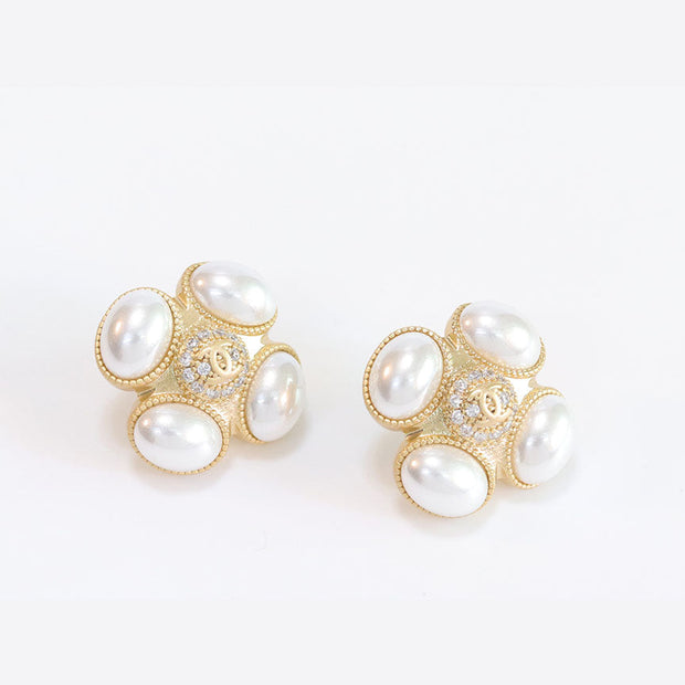 Gold double C CZ & pearl Bubble Square Studs