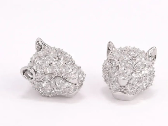 Panther head stud earrings in platinum plating and cz