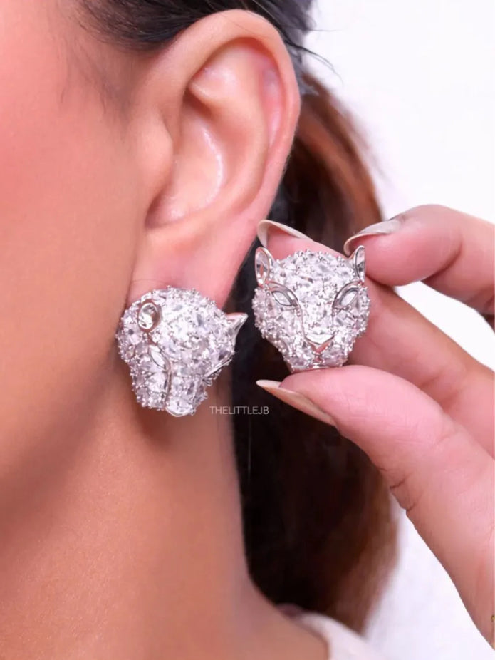Panther head stud earrings in platinum plating and cz