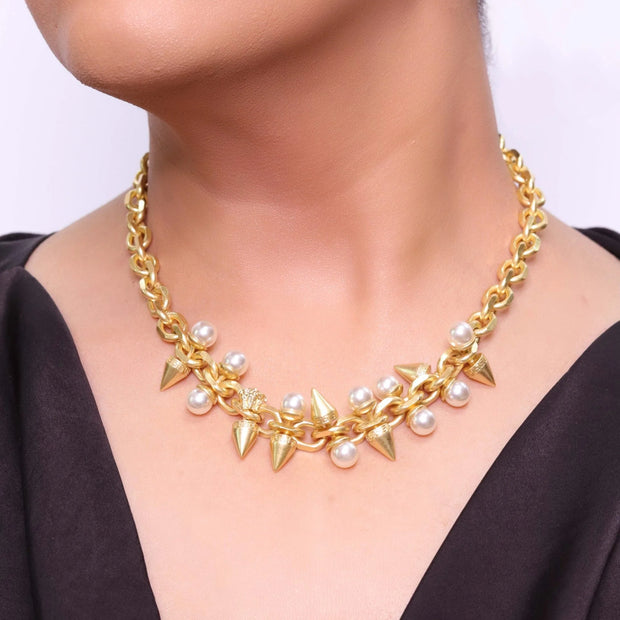 Pearl studs link chain