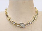 Alphabet F and medusa link chain