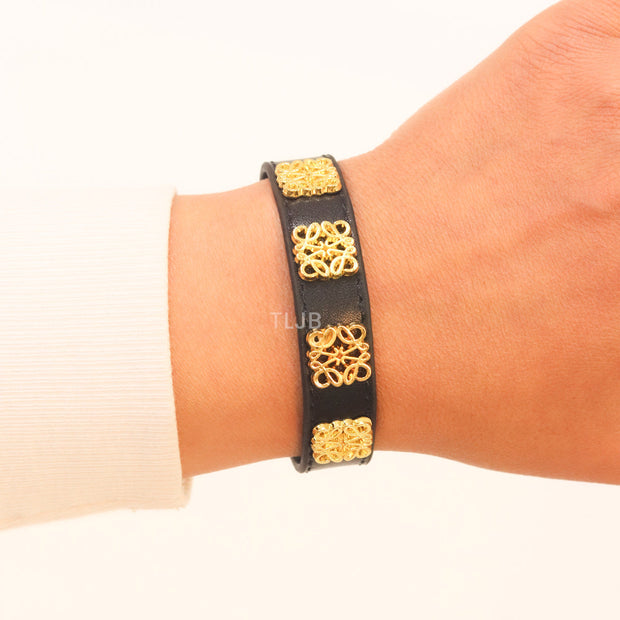 Alphabet L black leather bracelet