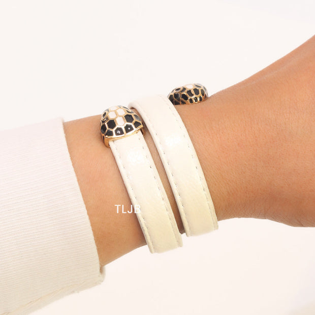 Serpentine white belt bracelet