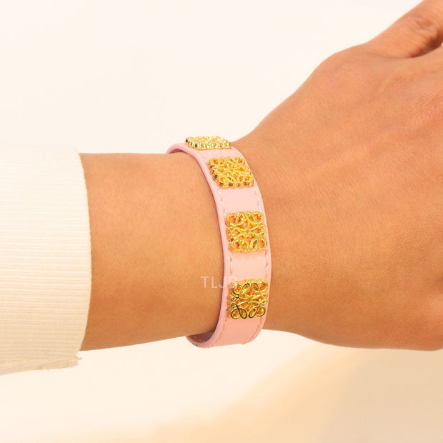 Alphabet L pink leather bracelet