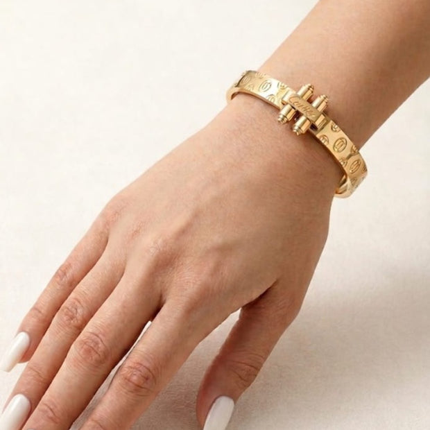 Double C Openable Gold Bracelet