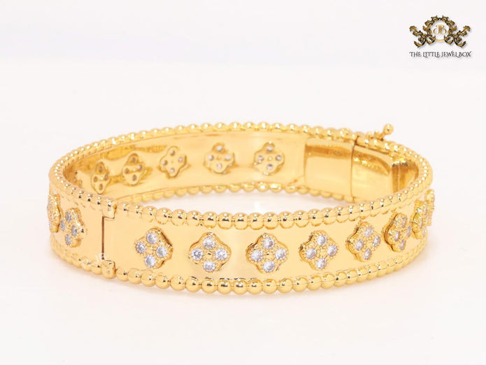 Gold clover motif CZ bracelet