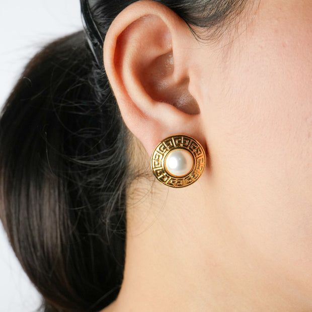 Alphabet G Pearl Round Studs in Gold Plating
