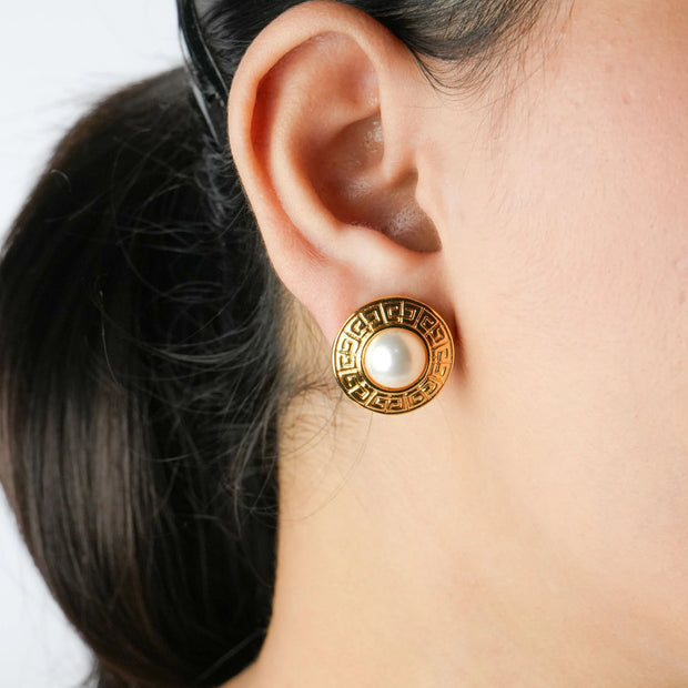 Alphabet G Pearl Round Studs in Gold Plating