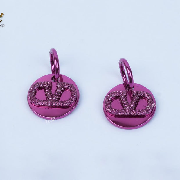 Alphabet V pink rhinestone dangles