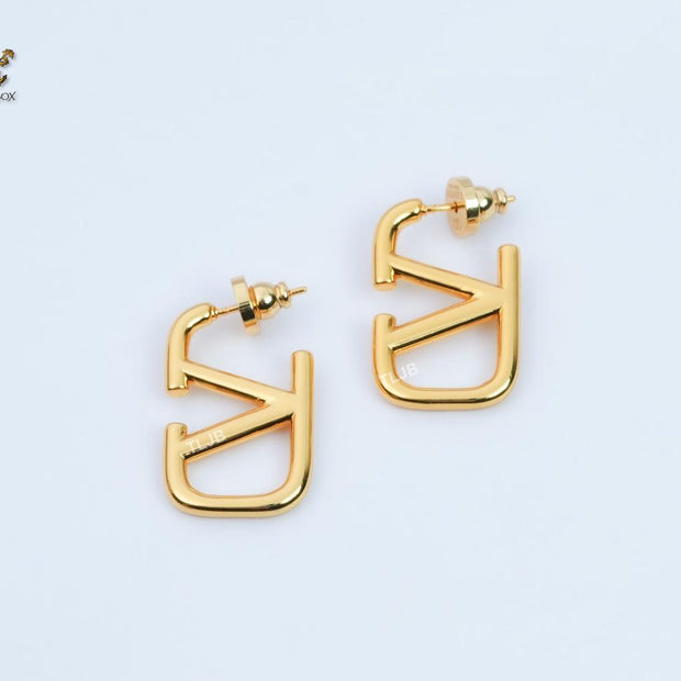 Open V small rectangular hoops 27mm