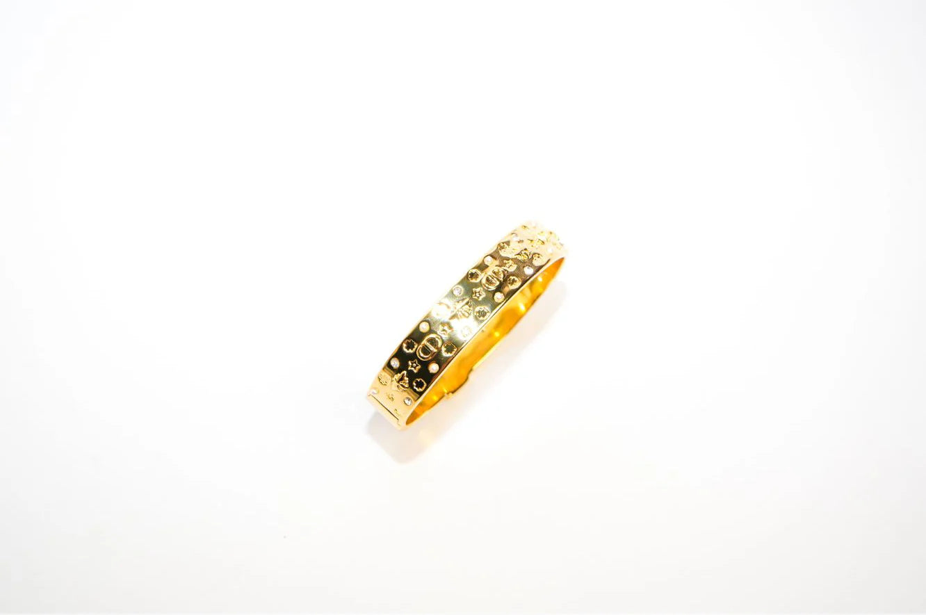 Alphabet CD Gold Textured Bracelet