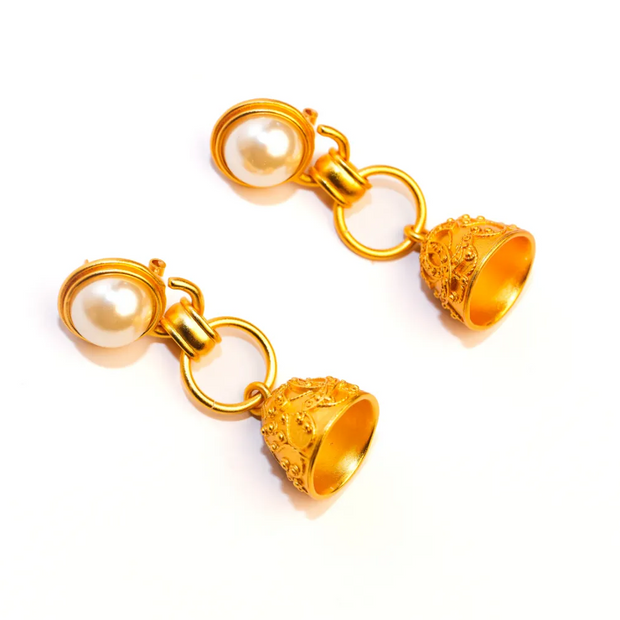 Double C gold pearl dome earring