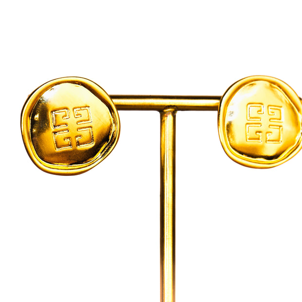 Gold studs