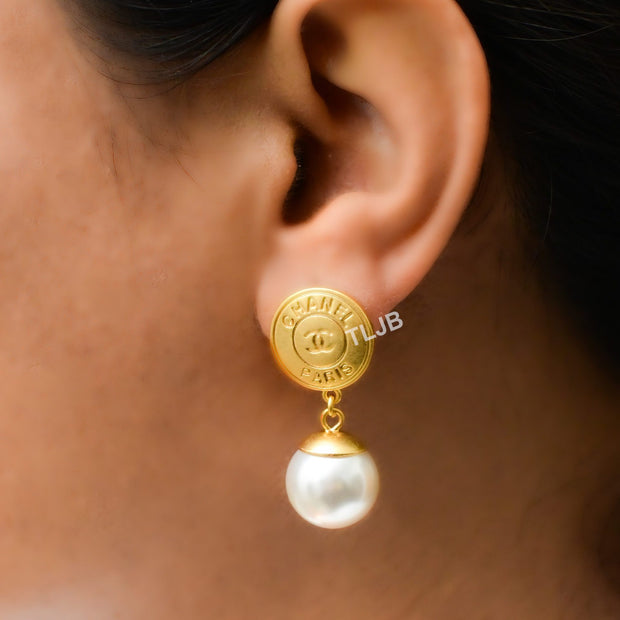 Double C gold round and pearl dangles