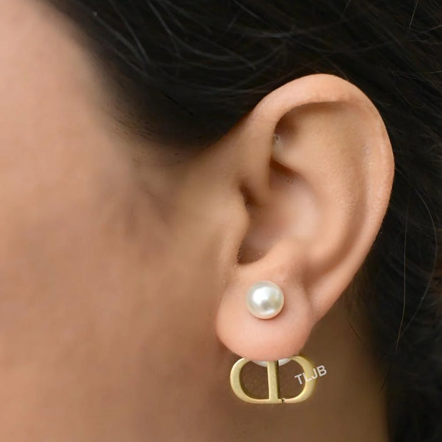 Alphabet CD and pearl bomber studs matt