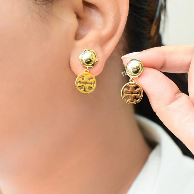 Alphabet T gold earrings