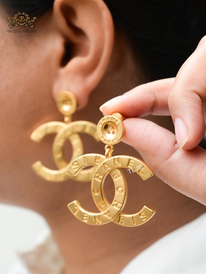 Double C embossed button gold danglers