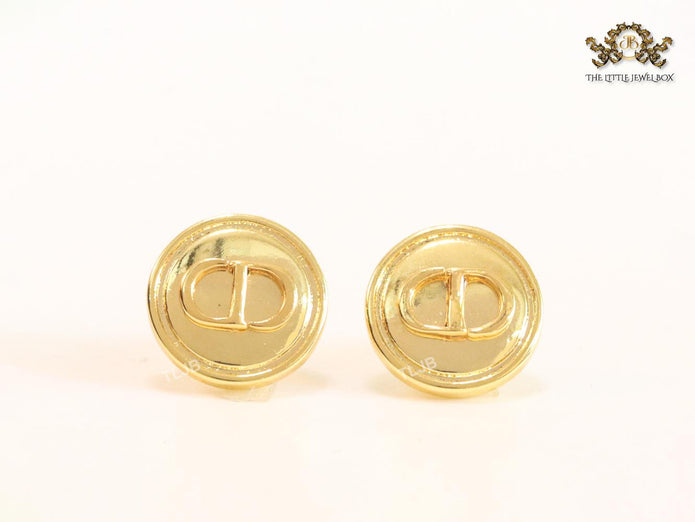 Alphabet CD small gold studs