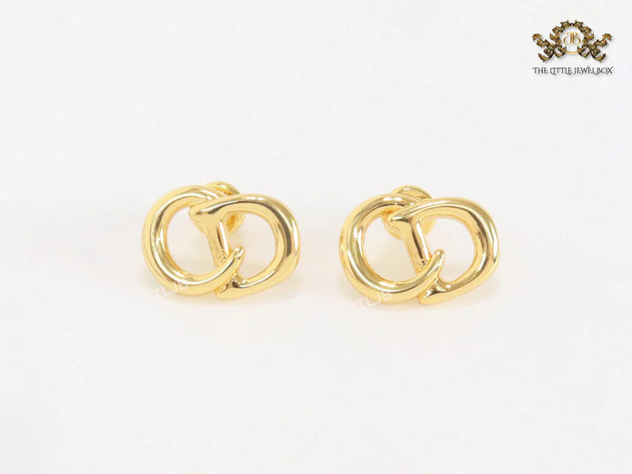 Alphabet CD twisted small gold studs