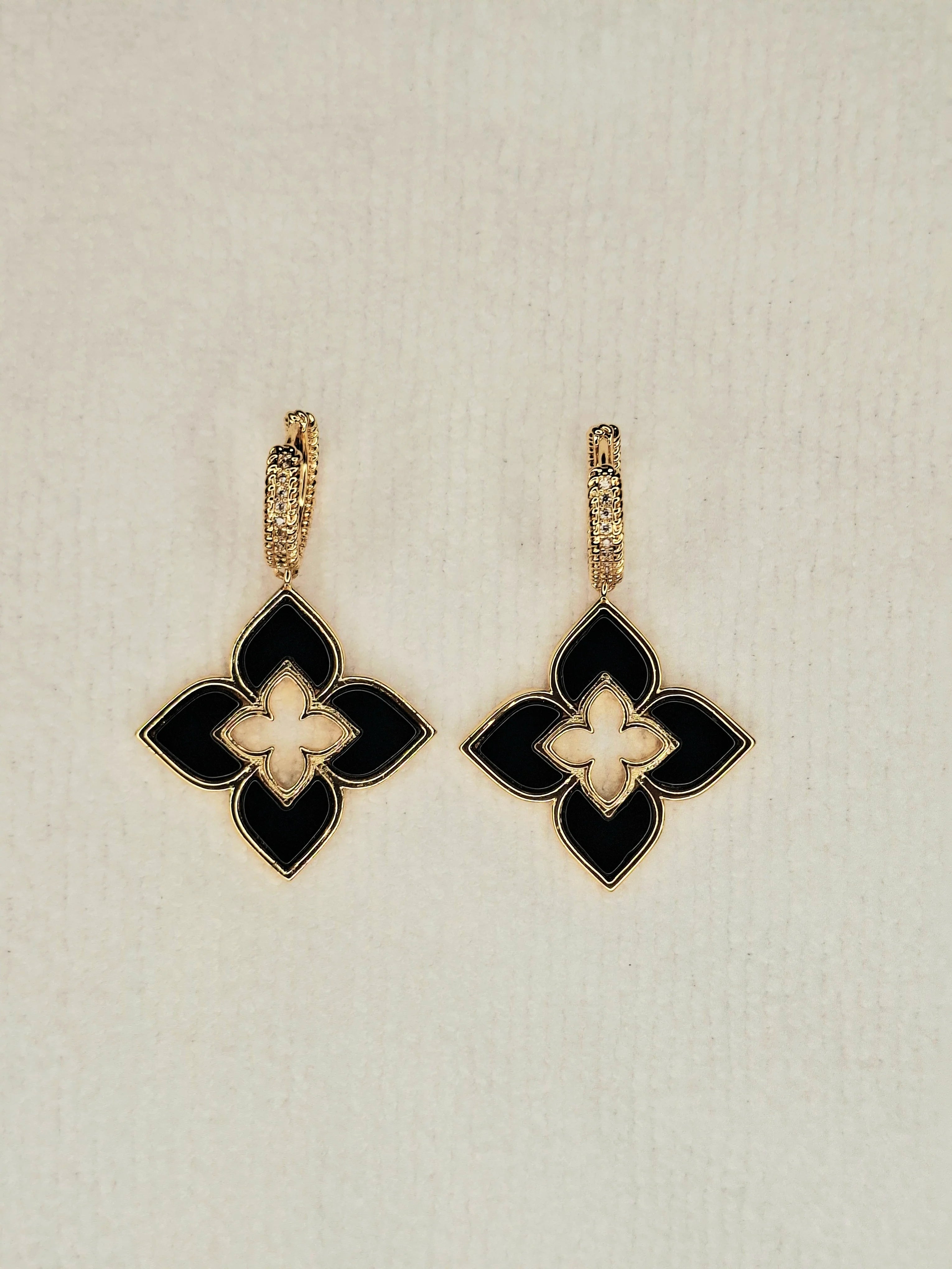 Alphabet RC Gold Plated Black Plain Clover Drop Earring