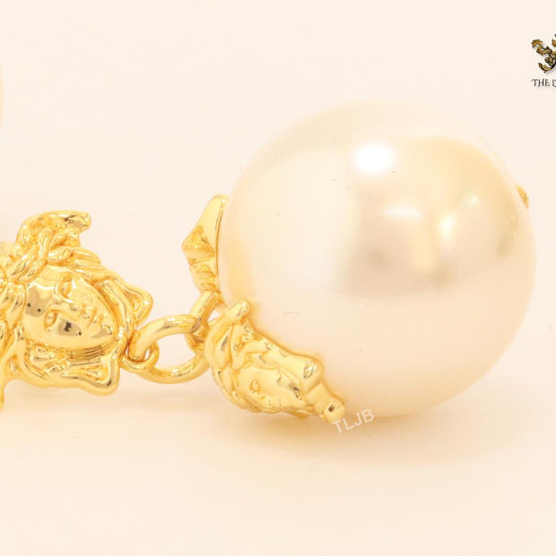 Gold medusa and 25 mm pearl dangles