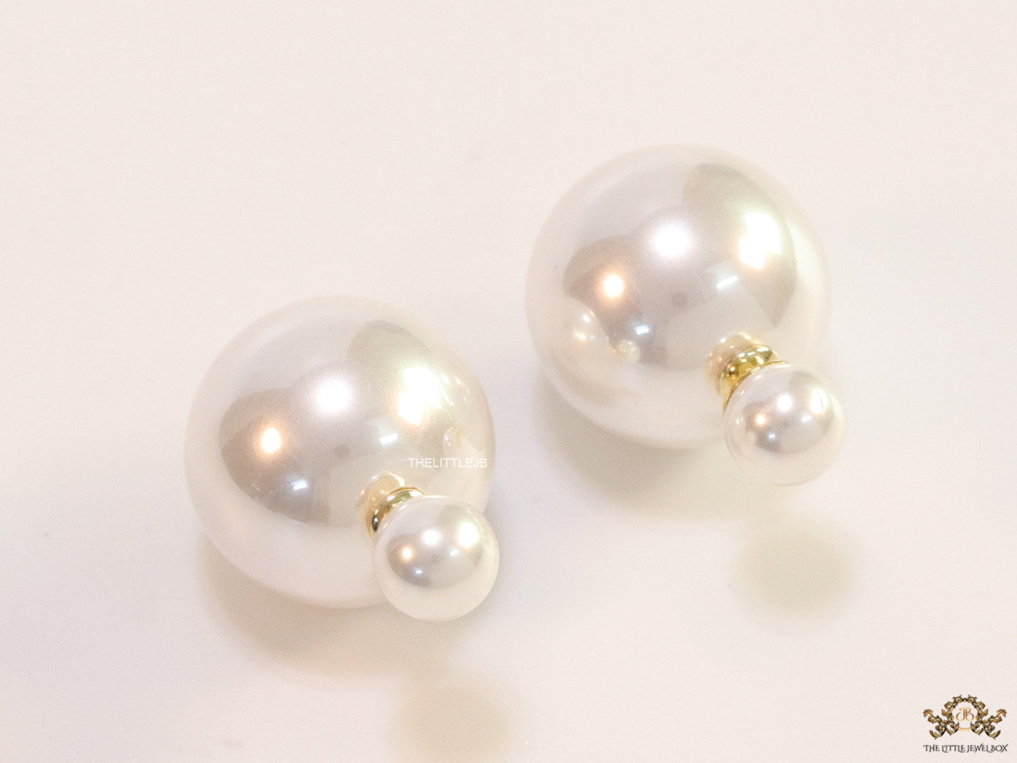Gold plated 20mm pearl bomber studs