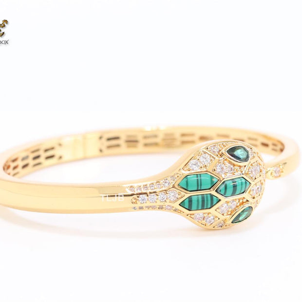 Snake head gold and green malachite bracelet with cz