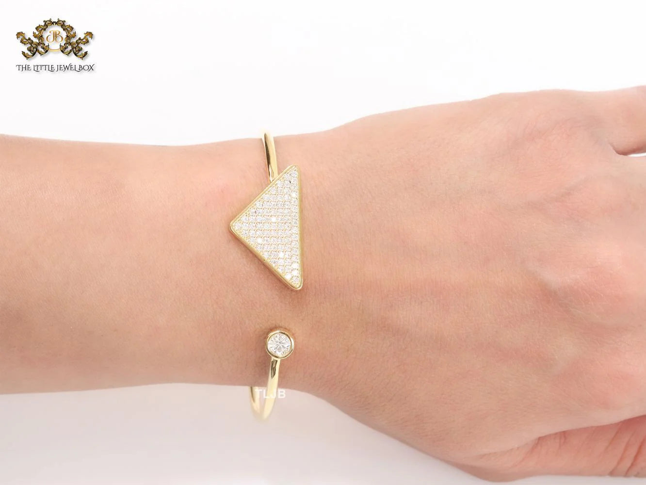 Alphabet P cz and gold sleek bracelet