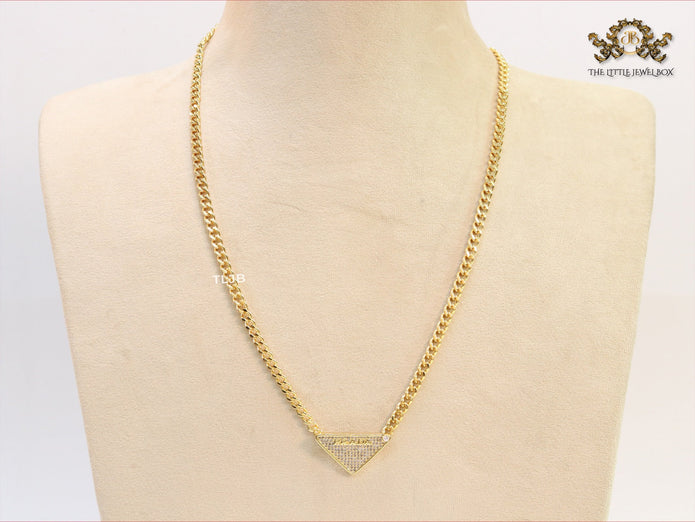 Alphabet cz and gold chain