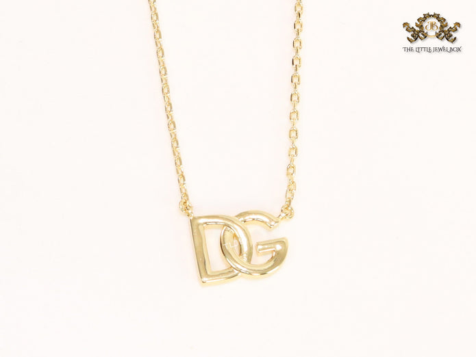 Alphabet D and G gold chain