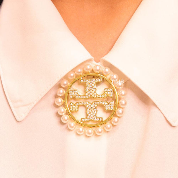 Alphabet T gold, cz and pearl brooch