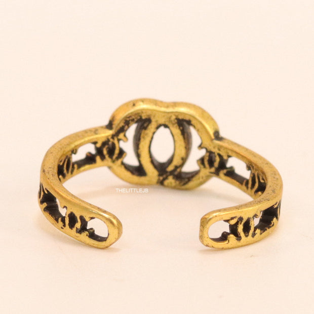 Stylish twin C motif open ring in gold plating