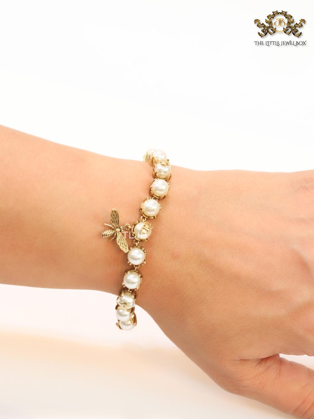 Alphabet CD Rustic pearl and bee bracelet