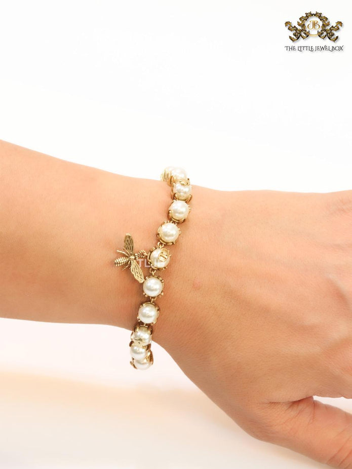 Alphabet CD Rustic pearl and bee bracelet