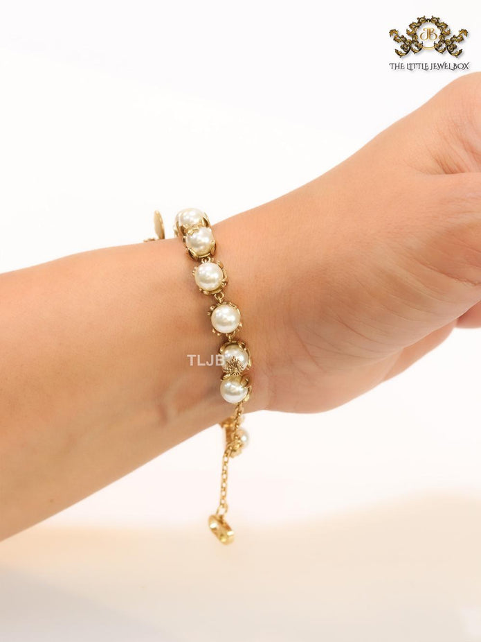 Alphabet CD Rustic pearl and bee bracelet