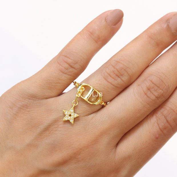 Open V with star charm ring
